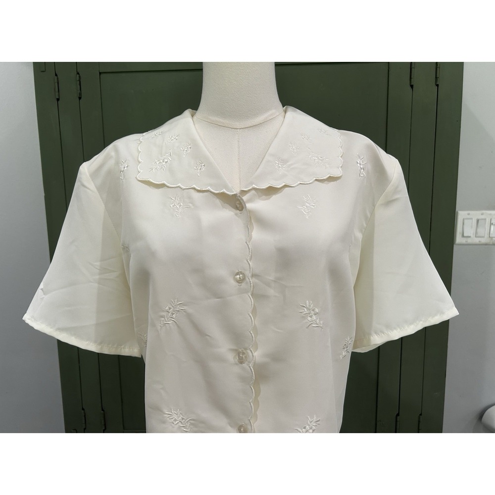 Vintage 80s Cream Button Up Blouse Embroidered Scalloped Size 16 Cottage Grandma